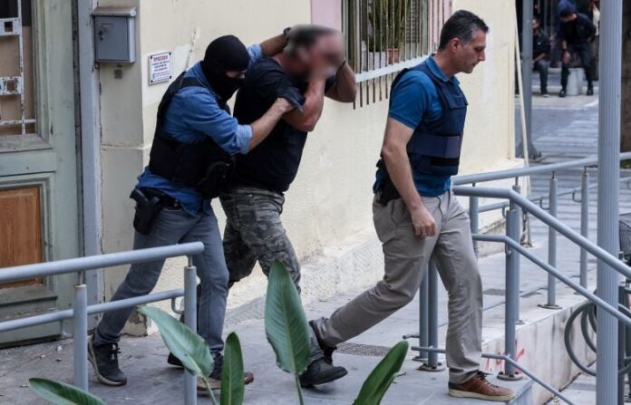 «Σοκ-στα-Βορίζια:-Πέντε-συλληφθέντες-ετοιμάζονται-για-απολογία-τη-Δευτέρα»